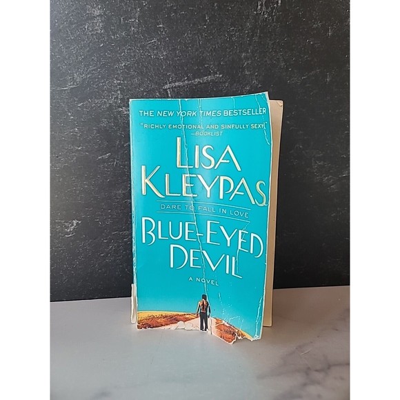 The Travis Family Ser.: Blue-Eyed Devil by Lisa Kleypas (2009, Mass Market) - Picture 1 of 10